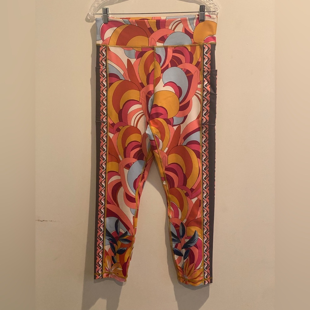 NWT Johnny Was  Legging
